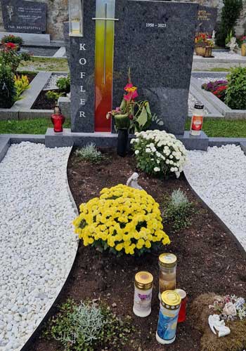 grab_aus_naturstein_06